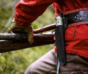 Morakniv-Wit-BlackBlade-S-Ash-Wood-01