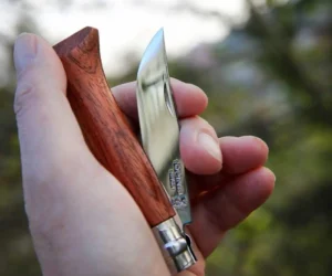 σουγιάς opinel inox με ξύλινη λαβή padouk